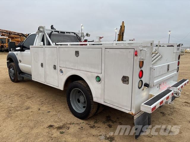 Ford F-450 Пікапи / Бічне розвантаження