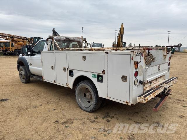 Ford F-450 Пікапи / Бічне розвантаження