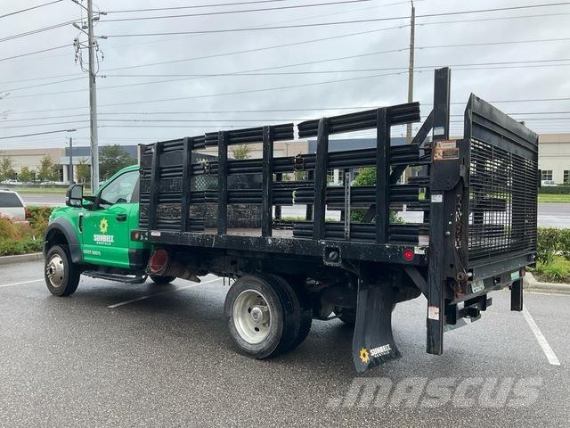 Ford F-450 Вантажівки-платформи/бокове розвантаження