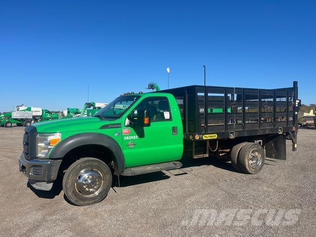 Ford F-450 Вантажівки-платформи/бокове розвантаження