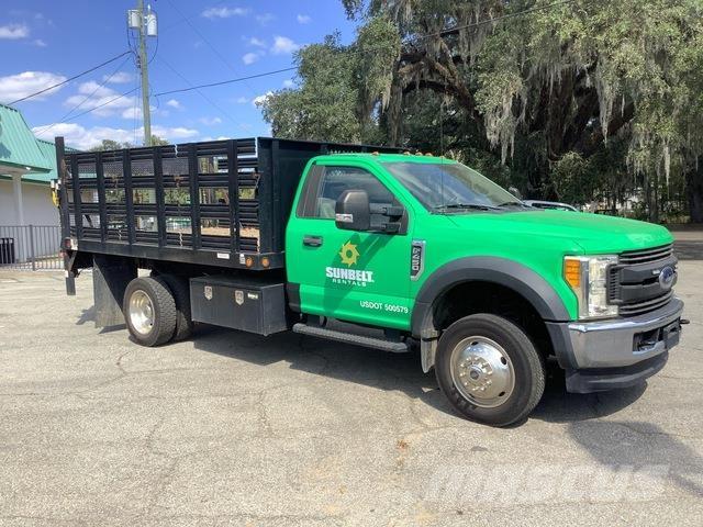 Ford F-450 Вантажівки-платформи/бокове розвантаження