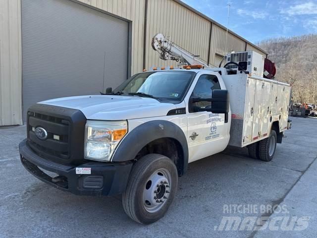 Ford F-550 Комунальні автомобілі / автомобілі загального призначення
