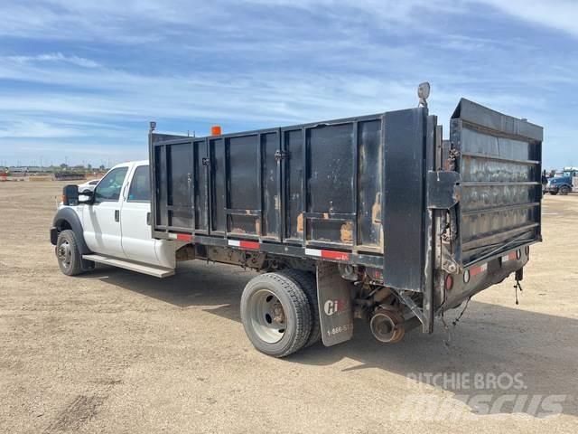Ford F-550 Вантажівки-платформи/бокове розвантаження