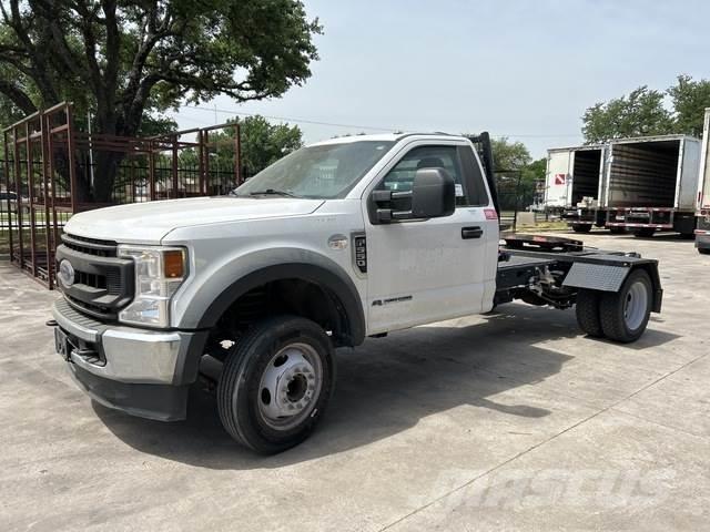 Ford F-550 Зчленовані самоскиди