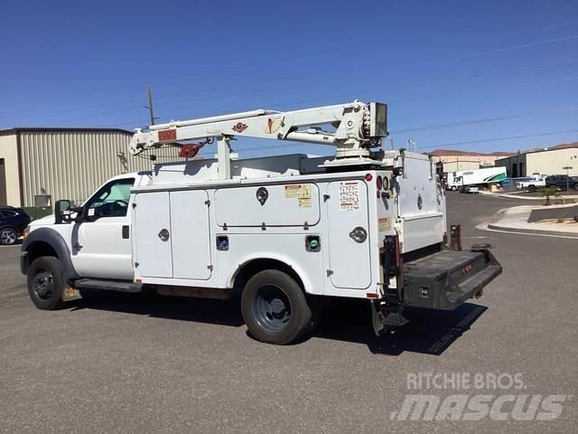 Ford F-550 Комунальні автомобілі / автомобілі загального призначення