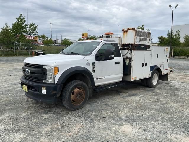 Ford F-550 Комунальні автомобілі / автомобілі загального призначення