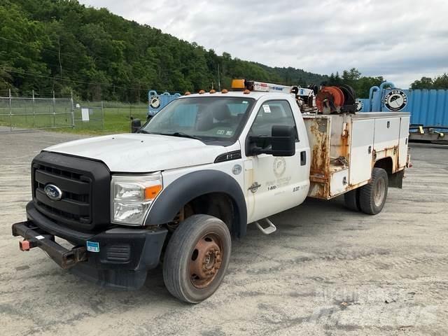 Ford F-550 Комунальні автомобілі / автомобілі загального призначення