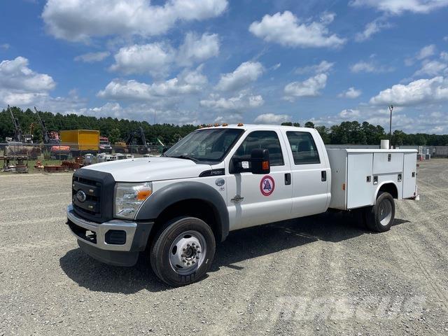 Ford F-550 Пікапи / Бічне розвантаження