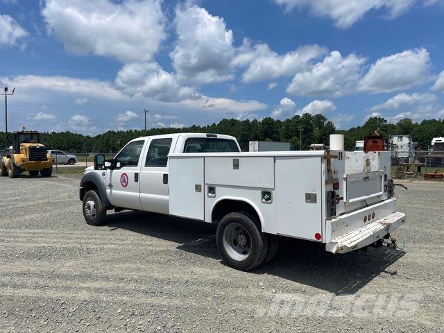 Ford F-550 Пікапи / Бічне розвантаження