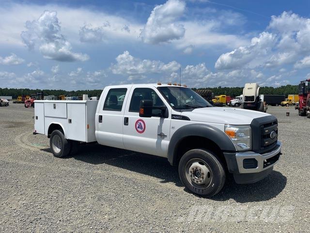 Ford F-550 Пікапи / Бічне розвантаження