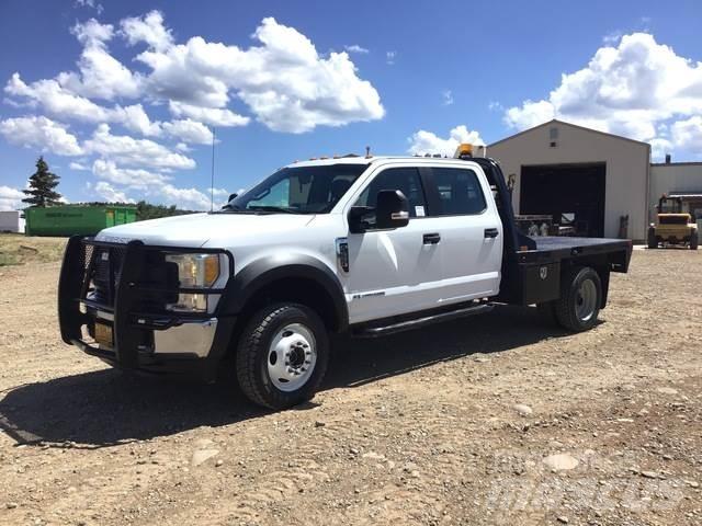 Ford F-550 Вантажівки-платформи/бокове розвантаження
