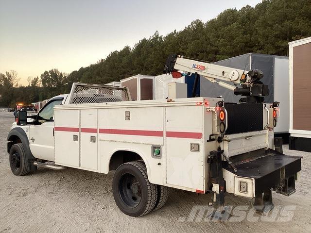 Ford F-550 Комунальні автомобілі / автомобілі загального призначення