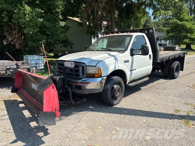 Ford F-550 Вантажівки-платформи/бокове розвантаження