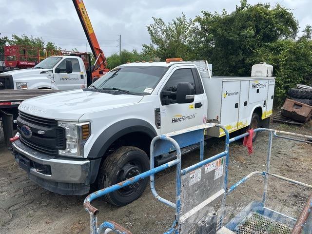 Ford F-550 Комунальні автомобілі / автомобілі загального призначення