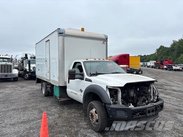 Ford F-550 Фургони