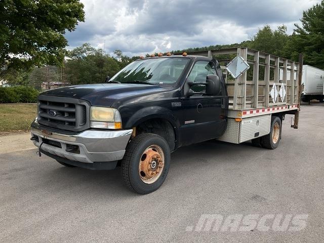 Ford F-550 Вантажівки-платформи/бокове розвантаження
