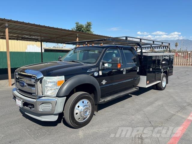 Ford F-550 Пікапи / Бічне розвантаження