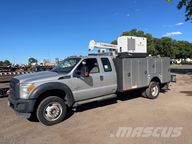 Ford F-550 Комунальні автомобілі / автомобілі загального призначення