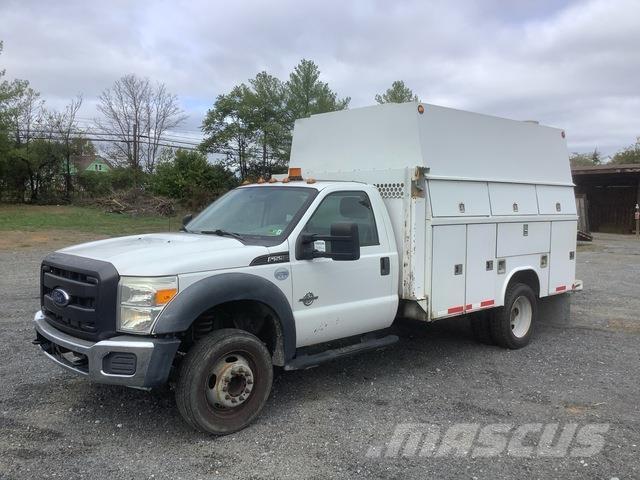 Ford F-550 Пікапи / Бічне розвантаження