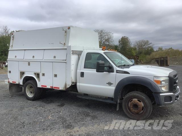 Ford F-550 Пікапи / Бічне розвантаження