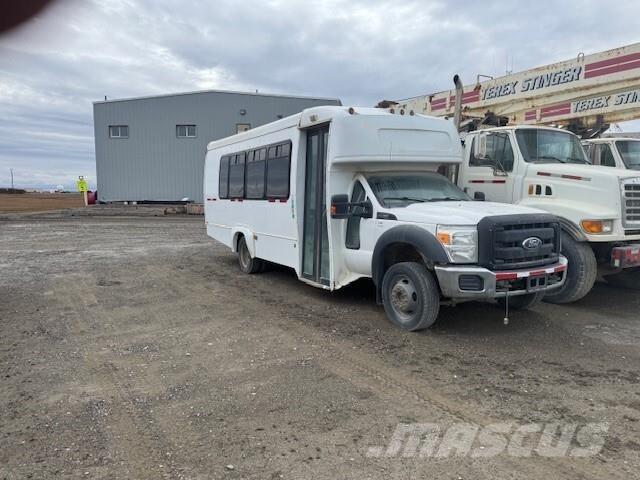 Ford F-550 Мікроавтобуси