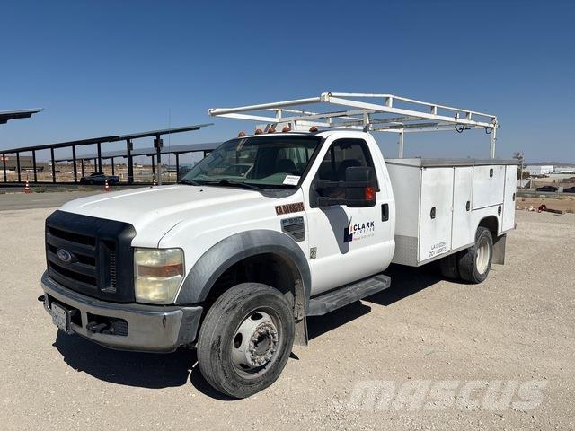 Ford F-550 Пікапи / Бічне розвантаження