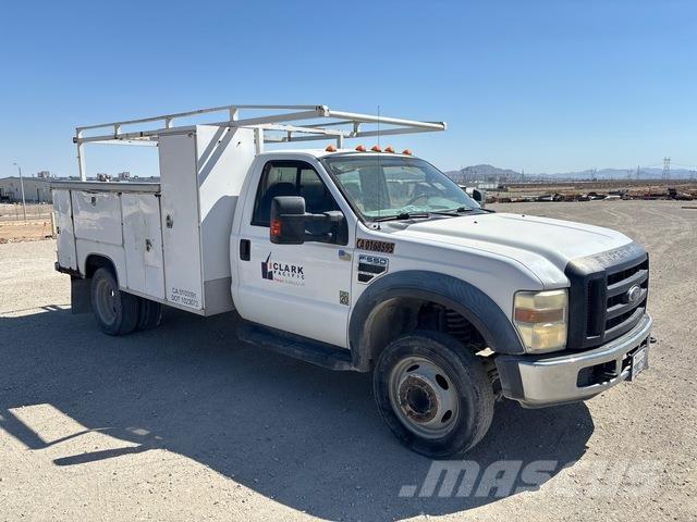 Ford F-550 Пікапи / Бічне розвантаження