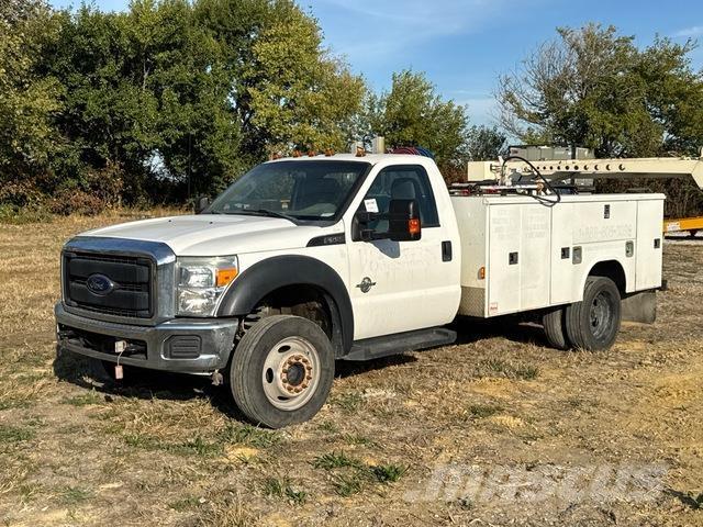 Ford F-550 Комунальні автомобілі / автомобілі загального призначення