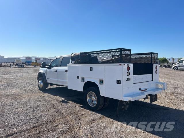 Ford F-550 Пікапи / Бічне розвантаження
