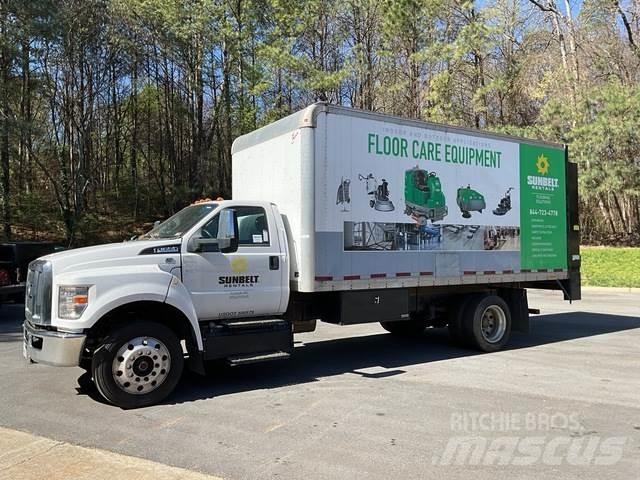 Ford F-650 Фургони