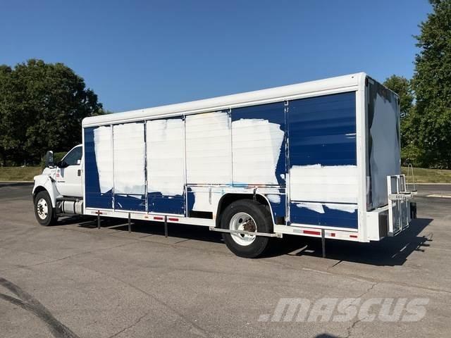 Ford F-650 Вантажівки для доставки напоїв