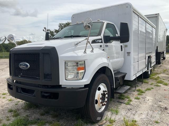 Ford F-650 Вантажівки для доставки напоїв