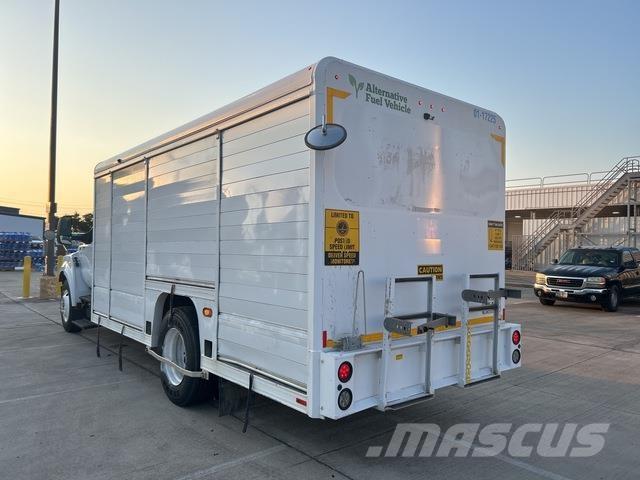 Ford F-650 Вантажівки для доставки напоїв
