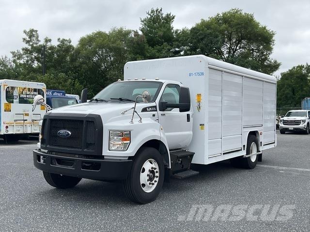 Ford F-650 Вантажівки для доставки напоїв
