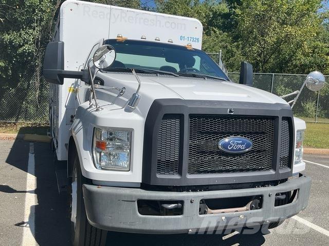 Ford F-650 Вантажівки для доставки напоїв