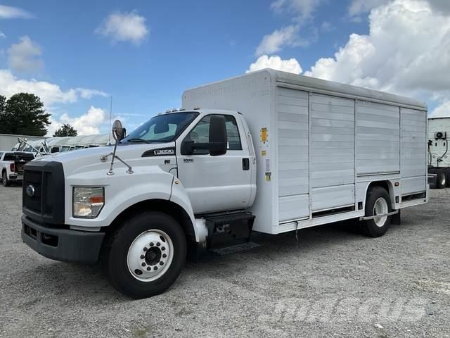 Ford F-650 Вантажівки для доставки напоїв