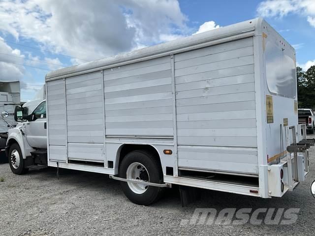 Ford F-650 Вантажівки для доставки напоїв