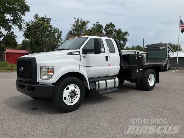 Ford F-650 Вантажівки-платформи/бокове розвантаження