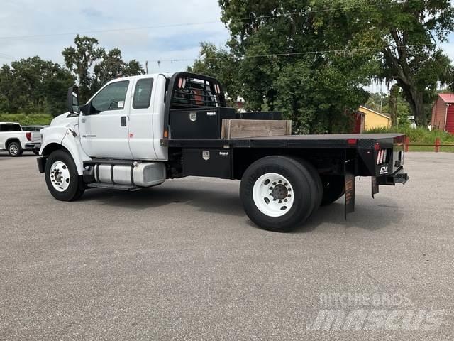 Ford F-650 Вантажівки-платформи/бокове розвантаження