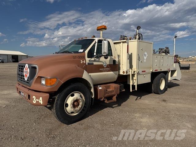 Ford F-650 Вантажівки-цистерни