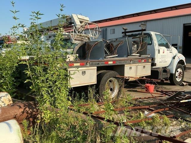 Ford F-650 Вантажівки-платформи/бокове розвантаження