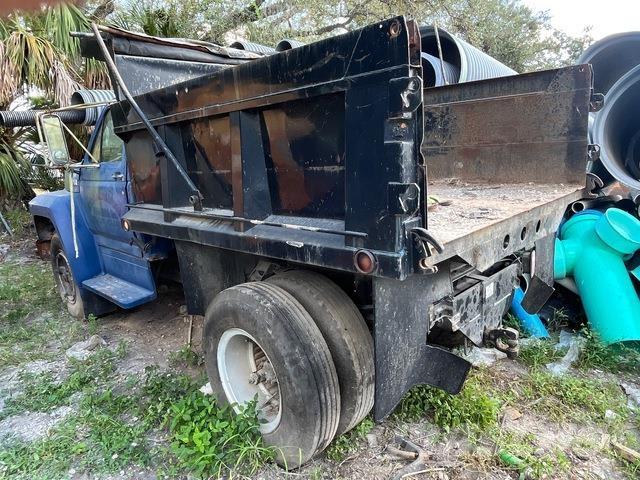 Ford F-700 Самоскиди