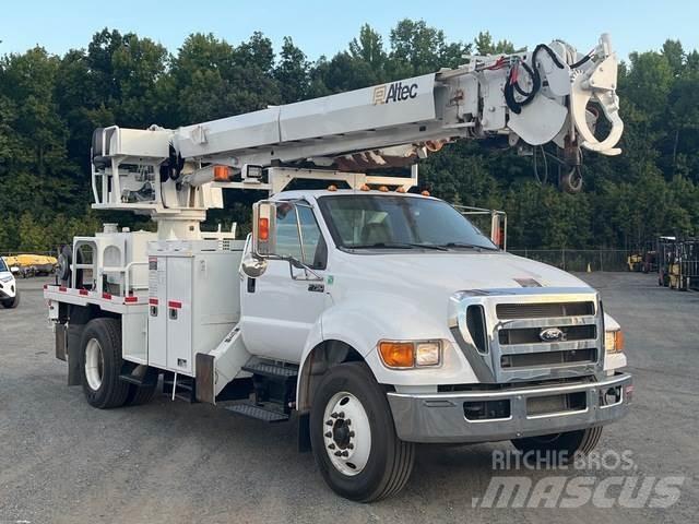 Ford F-750 Пересувні бурові установки