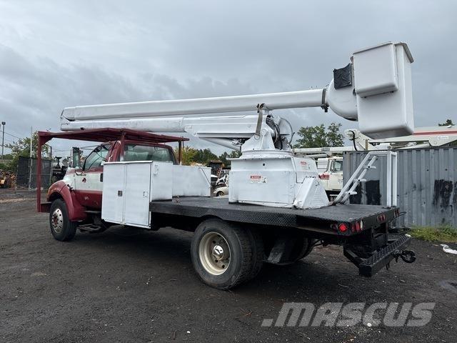 Ford F-750 Автовишки на базі вантажівки