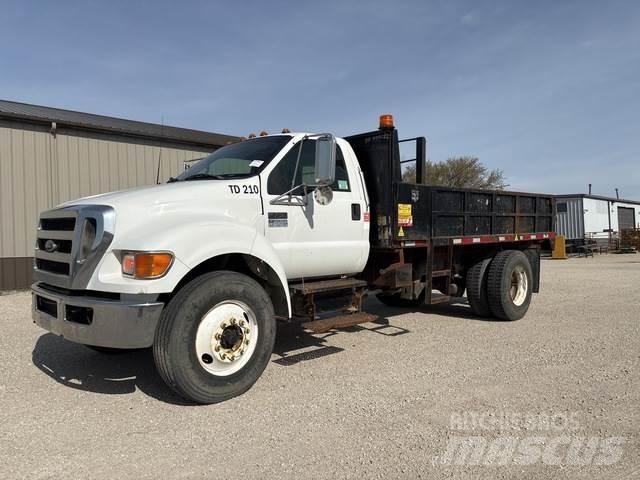 Ford F-750 Самоскиди