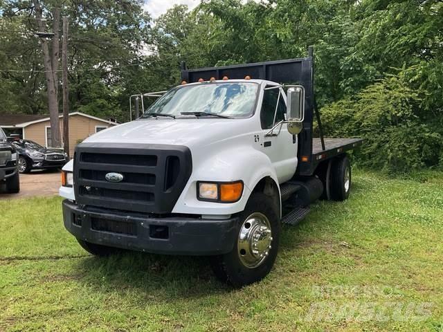 Ford F-750 Вантажівки-платформи/бокове розвантаження