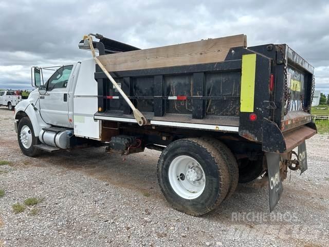 Ford F-750 Самоскиди