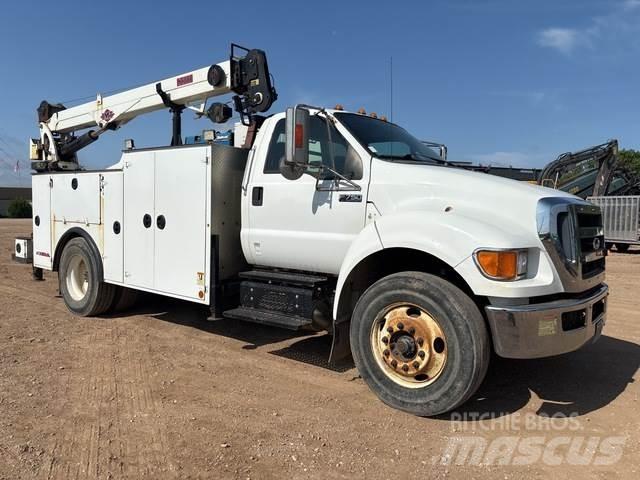 Ford F-750 Комунальні автомобілі / автомобілі загального призначення