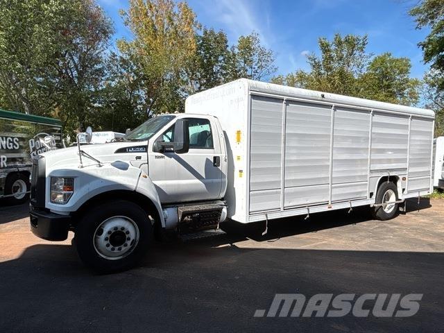 Ford F-750 Вантажівки для доставки напоїв