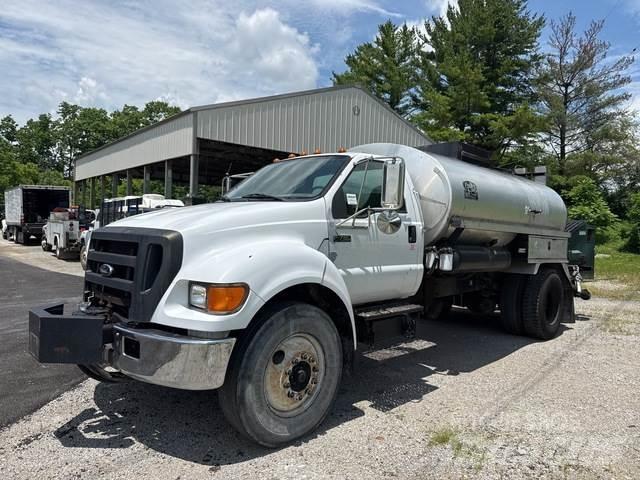 Ford F-750 Бетономішалки (Автобетонозмішувачі)